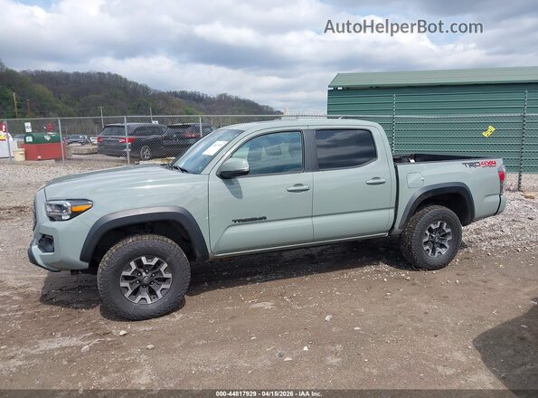 3TMCZ5AN1NM494433 2022 TOYOTA TACOMA 4WD Gray Vista interior de 360 grados