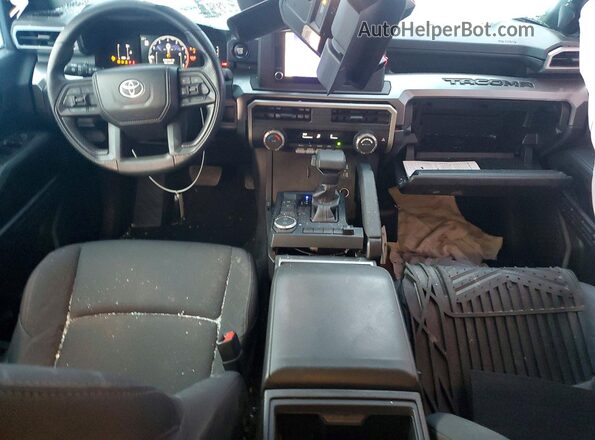 3TMKB5FN4RM010625 2024 TOYOTA TACOMA White Vista del salpicadero