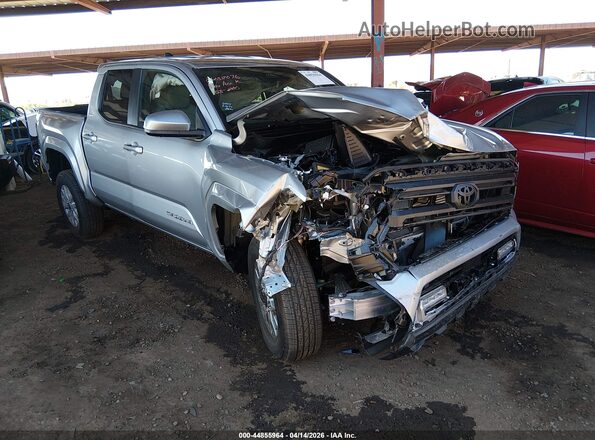 3TMLB5JN5TM246901 2026 TOYOTA TACOMA Silver Przód prawy