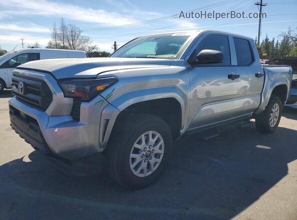 3TYKD5HN1ST034706 2025 TOYOTA TACOMA Silver Vista tres cuartos delantera izquierda