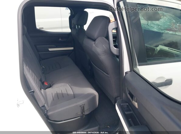 3TYLB5JN5RT034139 2024 TOYOTA TACOMA White VIN կոդի պիտակի տեսք