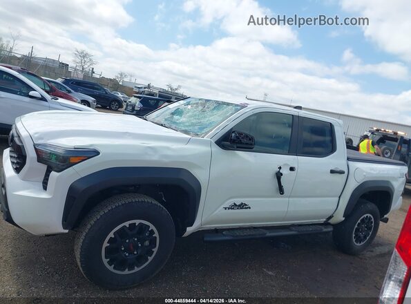 3TYLB5JN5RT034139 2024 TOYOTA TACOMA White Սալոնի 360 աստիճան տեսք