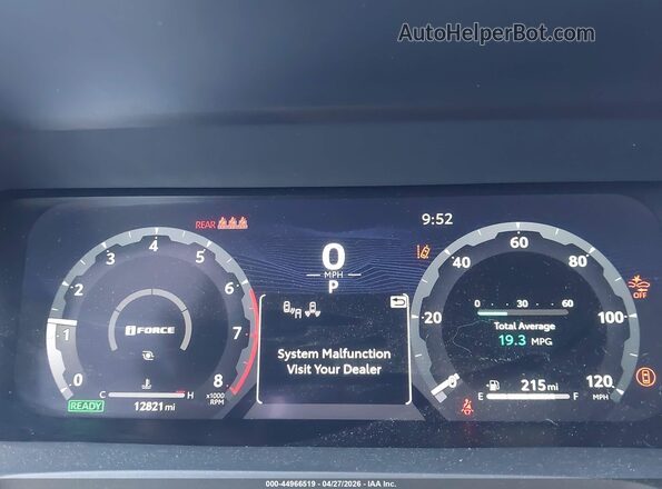 3TYLC5LN8ST016797 2025 TOYOTA TACOMA HYBRID Green Vista de los asientos traseros
