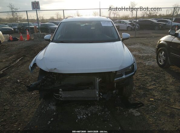 3VV0B7AX6KM089458 2019 VOLKSWAGEN TIGUAN Белый Вид задней части салона