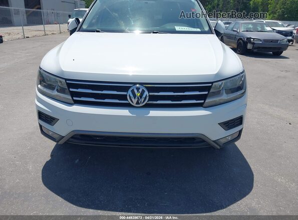 3VV1B7AX6JM021521 2018 VOLKSWAGEN TIGUAN Белый Вид спереди