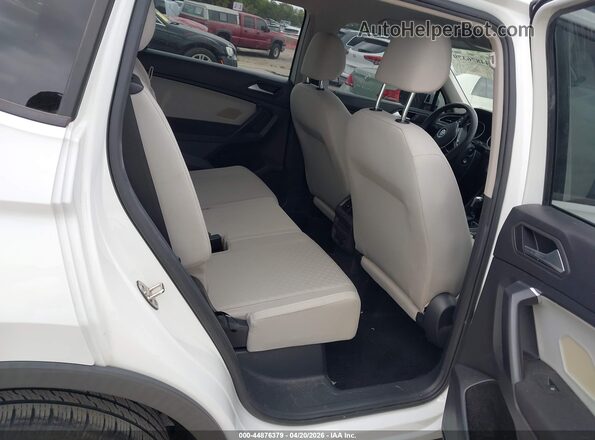 3VV1B7AX7MM066455 2021 VOLKSWAGEN TIGUAN Белый Вид наклейки с VIN-кодом