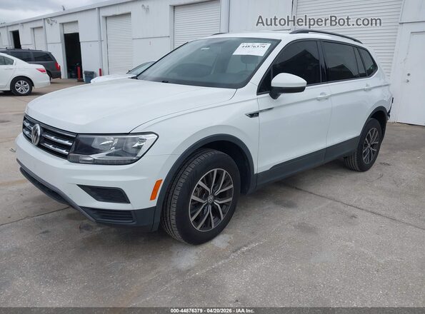 3VV1B7AX7MM066455 2021 VOLKSWAGEN TIGUAN Белый Передняя левая четверть