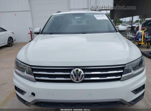 3VV1B7AX7MM066455 2021 VOLKSWAGEN TIGUAN Белый Вид задней части салона