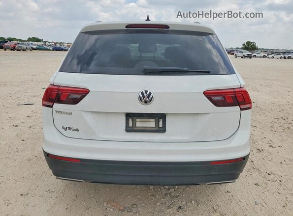 3VV1B7AX8MM012016 2021 VOLKSWAGEN TIGUAN White Widok z tyłu