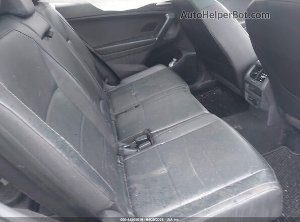 3VV2B7AX3LM116268 2020 VOLKSWAGEN TIGUAN Gray Вид наклейки з VIN-кодом