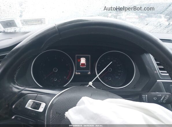 3VV2B7AX3LM116268 2020 VOLKSWAGEN TIGUAN Gray 