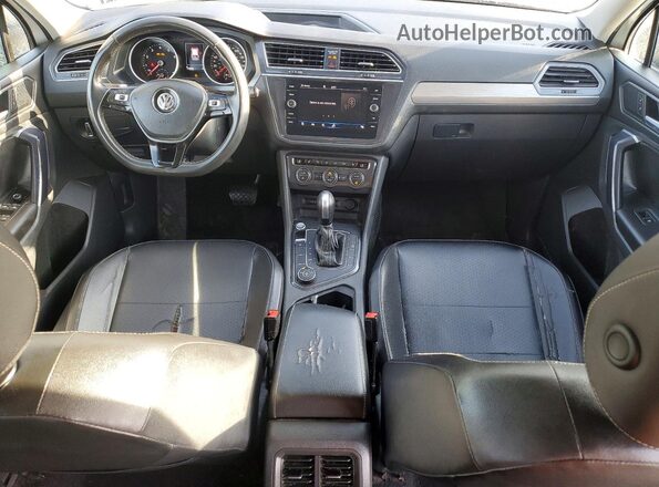 3VV2B7AX3MM032212 2021 VOLKSWAGEN TIGUAN White Առջևի վահանակի տեսք