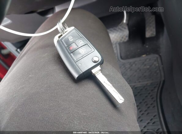 3VV2B7AX4KM012550 2019 VOLKSWAGEN TIGUAN Красный Вид панели приборов