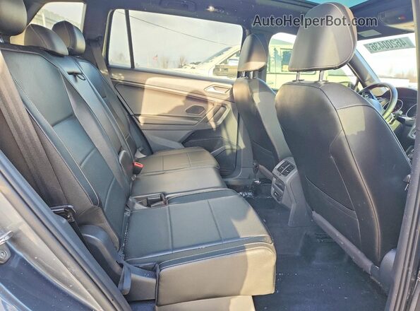 3VV2B7AX4MM139947 2021 VOLKSWAGEN TIGUAN Серый Вид задней части салона