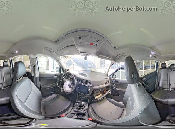 3VV2B7AX6JM066110 2018 VOLKSWAGEN TIGUAN Синий Панорамный вид салона 360°