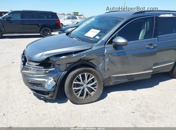 3VV2B7AX7LM088099 2020 VOLKSWAGEN TIGUAN Gray Вид спереду