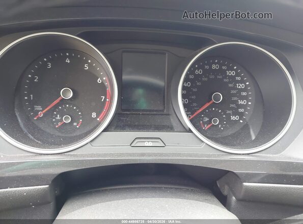 3VV2B7AX8JM060924 2018 VOLKSWAGEN TIGUAN Черный Вид задних сидений
