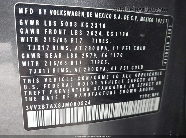 3VV2B7AX8JM060924 2018 VOLKSWAGEN TIGUAN Черный Вид подкапотного пространства