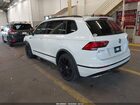 2020 Volkswagen Tiguan 2.0t Se/2.0t Se R-line Black/2.0t Sel White vin: 3VV2B7AX8LM136743