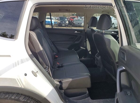 3VV2B7AX8MM010321 2021 VOLKSWAGEN TIGUAN Белый Вид задней части салона