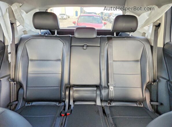 3VV2B7AX9MM066719 2021 VOLKSWAGEN TIGUAN Silver Widok tylnych siedzeń