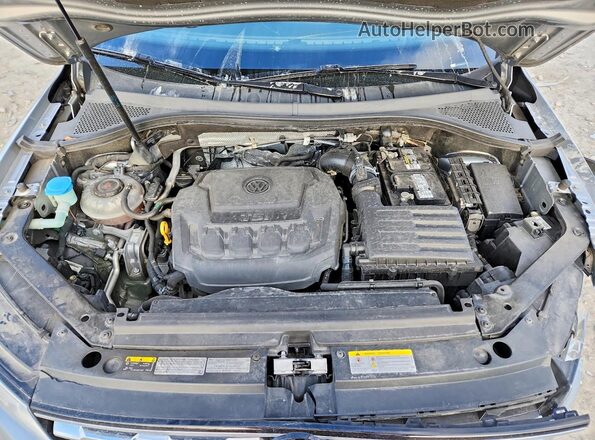 3VV2B7AX9MM066719 2021 VOLKSWAGEN TIGUAN Silver Widok komory silnika