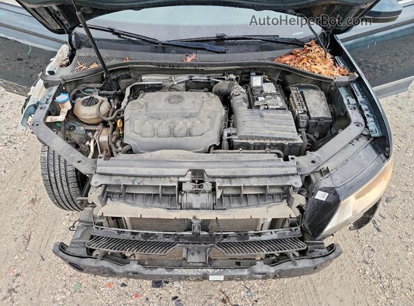 3VV3B7AX1JM007938 2018 VOLKSWAGEN TIGUAN Зеленый Вид подкапотного пространства