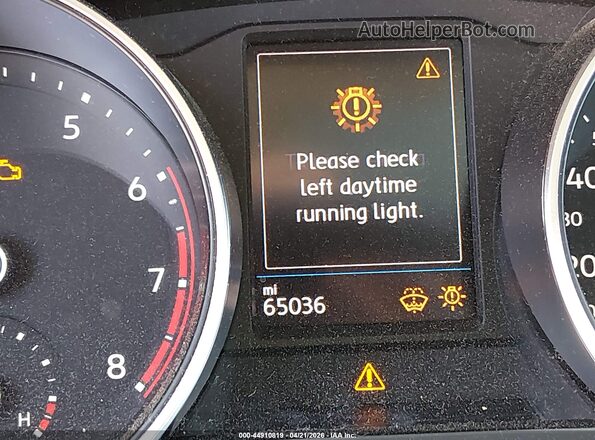 3VV3B7AX2MM021836 2021 VOLKSWAGEN TIGUAN Белый 