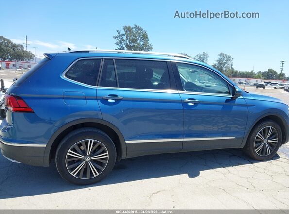 3VV3B7AX3KM062229 2019 VOLKSWAGEN TIGUAN Blue Rear interior view