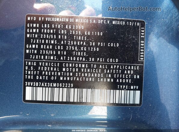 3VV3B7AX3KM062229 2019 VOLKSWAGEN TIGUAN Blue Engine compartment view
