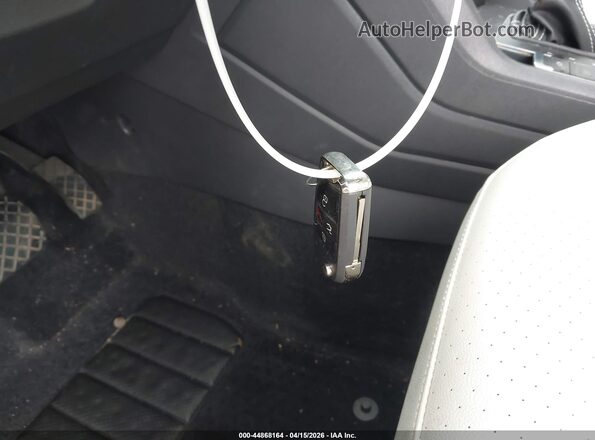 3VV3B7AX3MM031520 2021 VOLKSWAGEN TIGUAN Белый Вид панели приборов