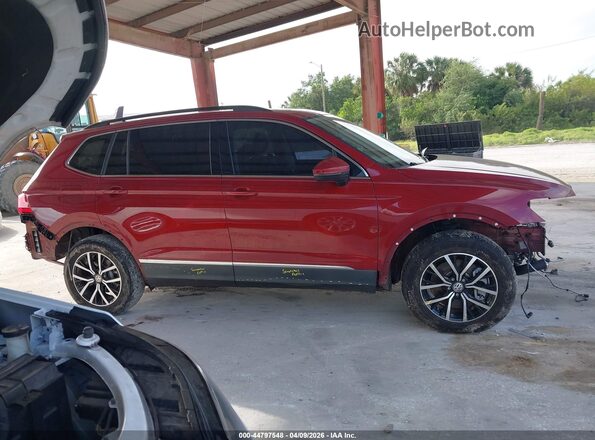 3VV3B7AX5MM051574 2021 VOLKSWAGEN TIGUAN Red Widok wnętrza 360 stopni
