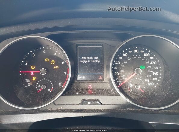 3VV3B7AX5MM051574 2021 VOLKSWAGEN TIGUAN Red Widok tylnych siedzeń