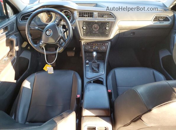 3VV3B7AX7JM199818 2018 VOLKSWAGEN TIGUAN Черный Вид панели приборов