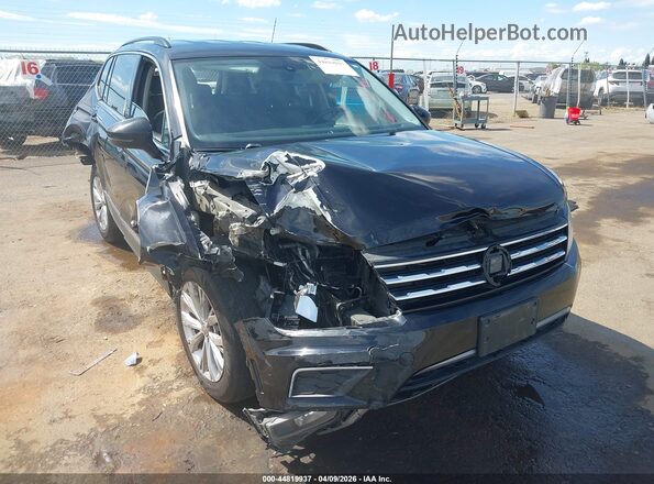 3VV3B7AX8JM024025 2018 VOLKSWAGEN TIGUAN Черный Передняя правая четверть