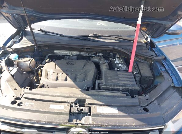 3VV3B7AX8JM055162 2018 VOLKSWAGEN TIGUAN Синий Вид сзади