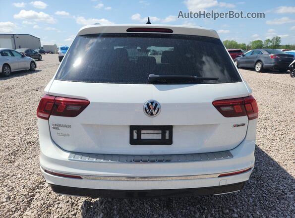 3VV4B7AX2LM112074 2020 VOLKSWAGEN TIGUAN White Вид ззаду