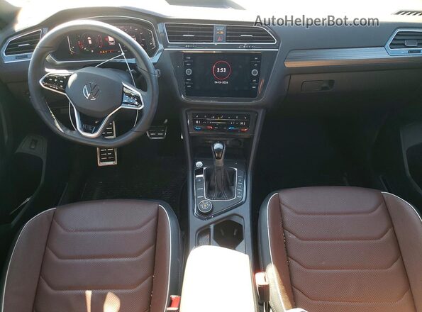 3VV4B7AX5RM160208 2024 VOLKSWAGEN TIGUAN Белый Вид панели приборов