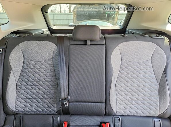 3VVBR7RM2SM022001 2025 VOLKSWAGEN TIGUAN Белый Вид задних сидений