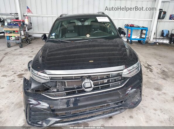 3VVCB7AX2NM077941 2022 VOLKSWAGEN TIGUAN Black Widok wnętrza z tyłu