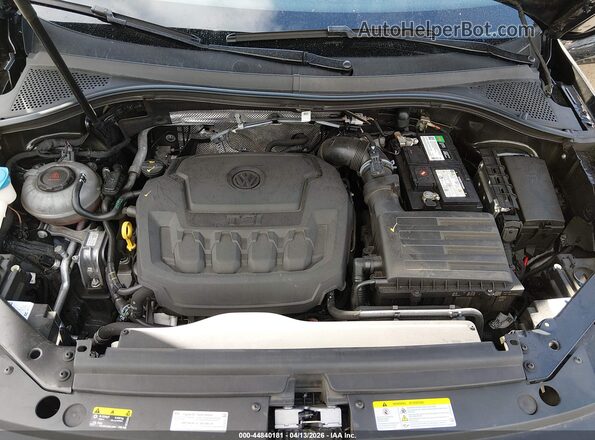 3VVCB7AX4NM140165 2022 VOLKSWAGEN TIGUAN Black Вид ззаду