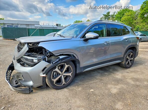 3VVER7RM8TM010479 2026 VOLKSWAGEN TIGUAN Silver Vista tres cuartos delantera izquierda
