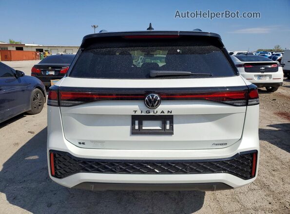 3VVGR7RM8SM049306 2025 VOLKSWAGEN TIGUAN White Widok z tyłu