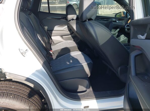 3VVLR7RM2SM045122 2025 VOLKSWAGEN TIGUAN White Widok naklejki z numerem VIN