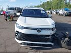 2025 Volkswagen Tiguan 2.0t Sel R-line White vin: 3VVLR7RM2SM045122