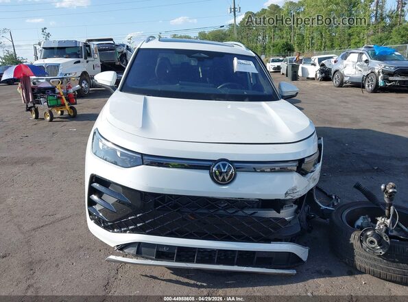 3VVLR7RM2SM045122 2025 VOLKSWAGEN TIGUAN White Widok wnętrza z tyłu