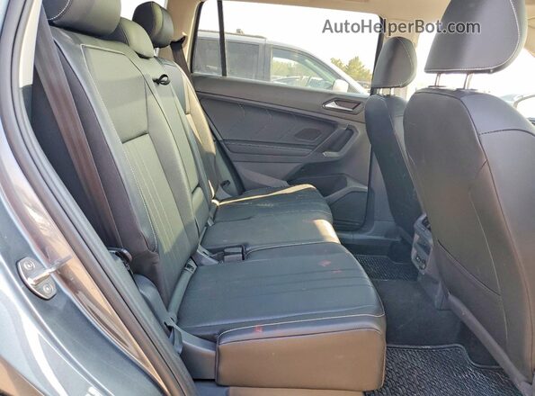 3VVMB7AX5PM018213 2023 VOLKSWAGEN TIGUAN Gray Սալոնի հետևի տեսք