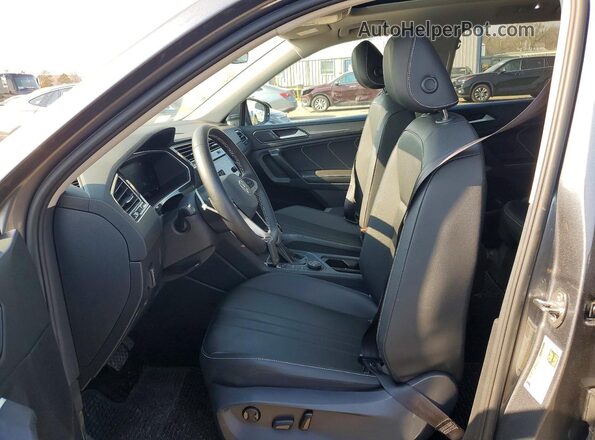 3VVMB7AX5PM018213 2023 VOLKSWAGEN TIGUAN Gray Սալոնի դիմացի տեսք