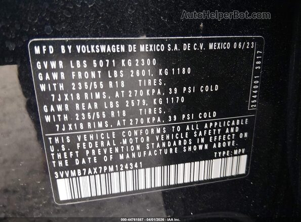 3VVMB7AX7PM124341 2023 VOLKSWAGEN TIGUAN Black Engine compartment view