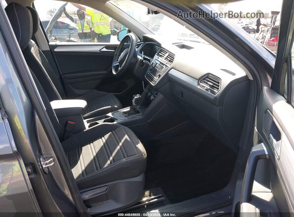 3VVRB7AX0PM133842 2023 VOLKSWAGEN TIGUAN Gray Սալոնի դիմացի տեսք